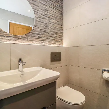 The Birches Holiday home