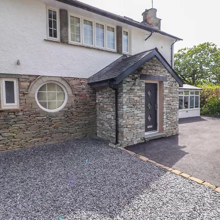 Holiday home The Birches